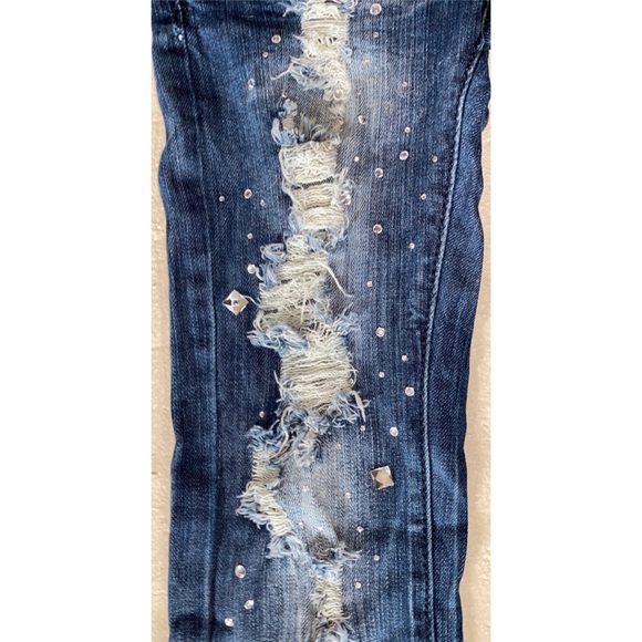 Size 1 MACHINE Jeans RHINESTONES! - Picture 8 of 8